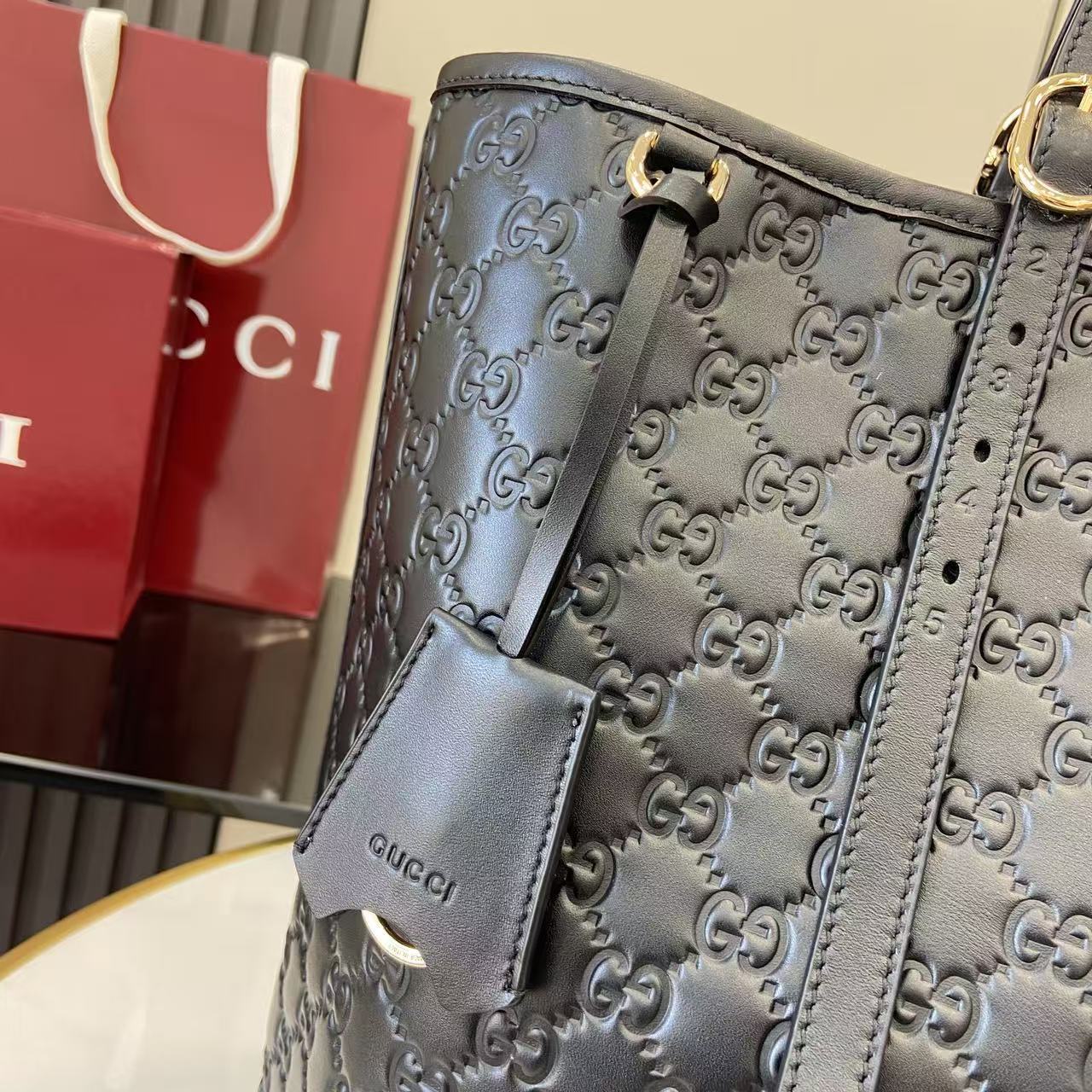 GG Tote