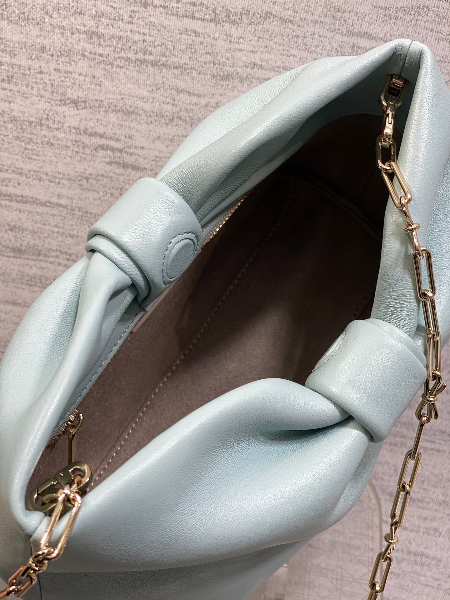 Medium Bow Bag