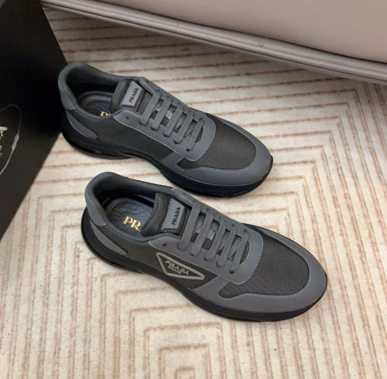 Re Edition Trainers