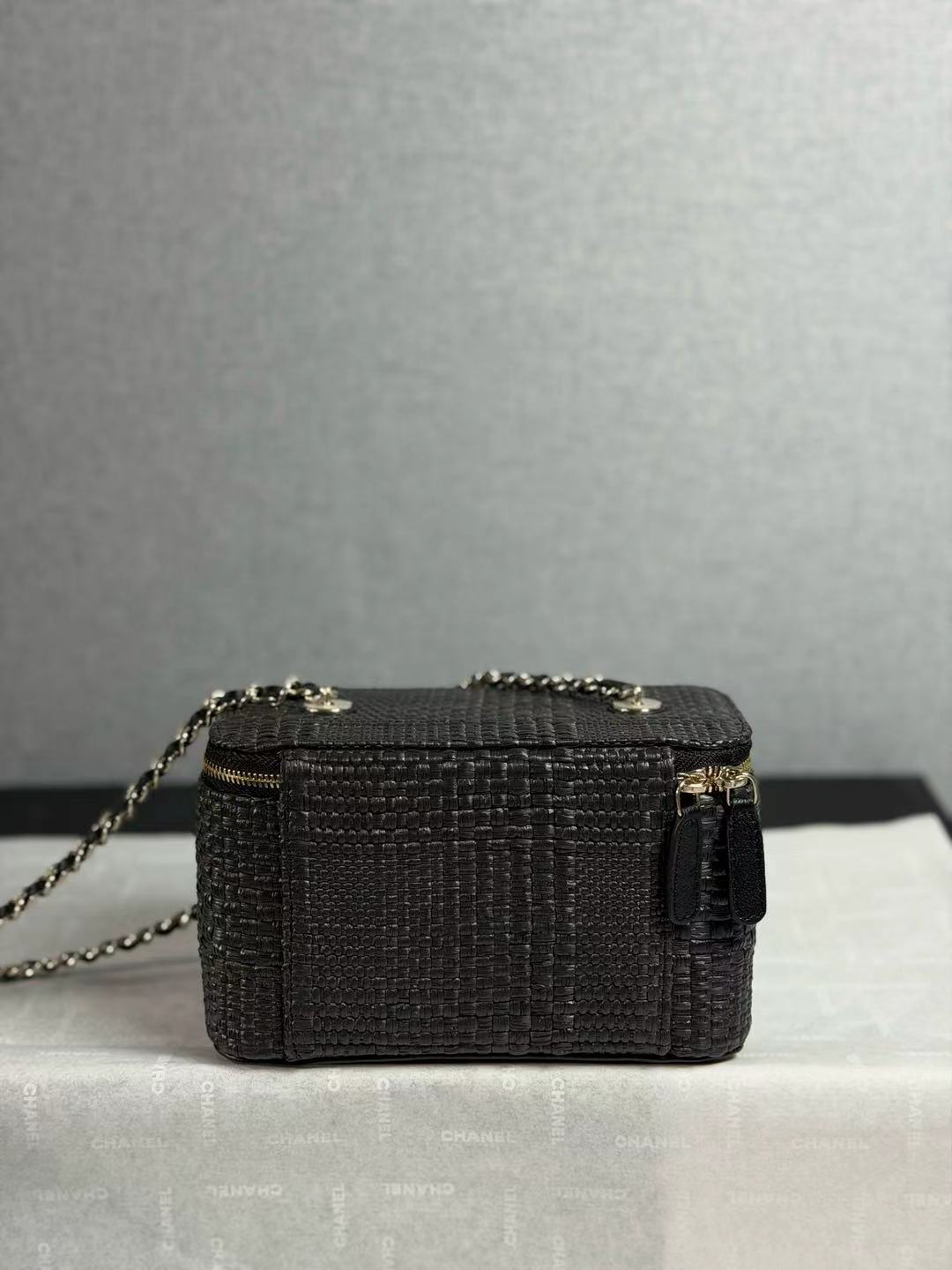 Mini Raffia Vanity