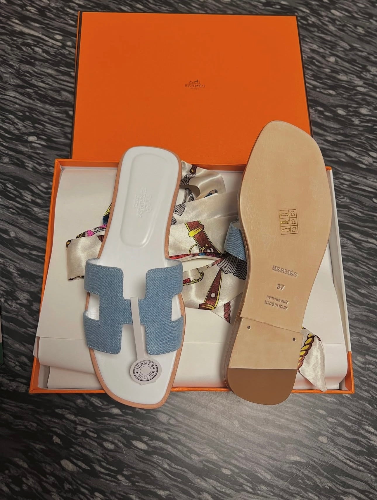 Oran Sandals