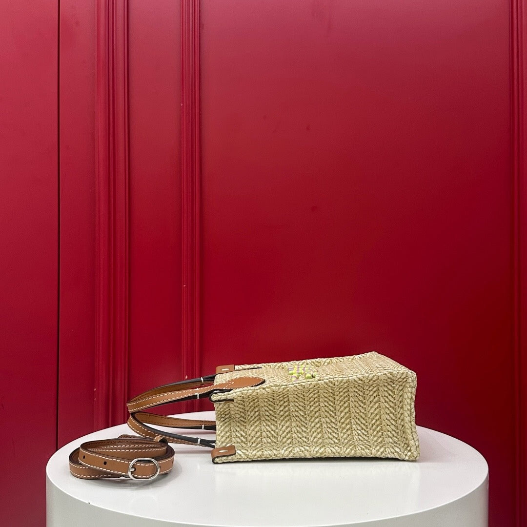 Mini Straw Tote
