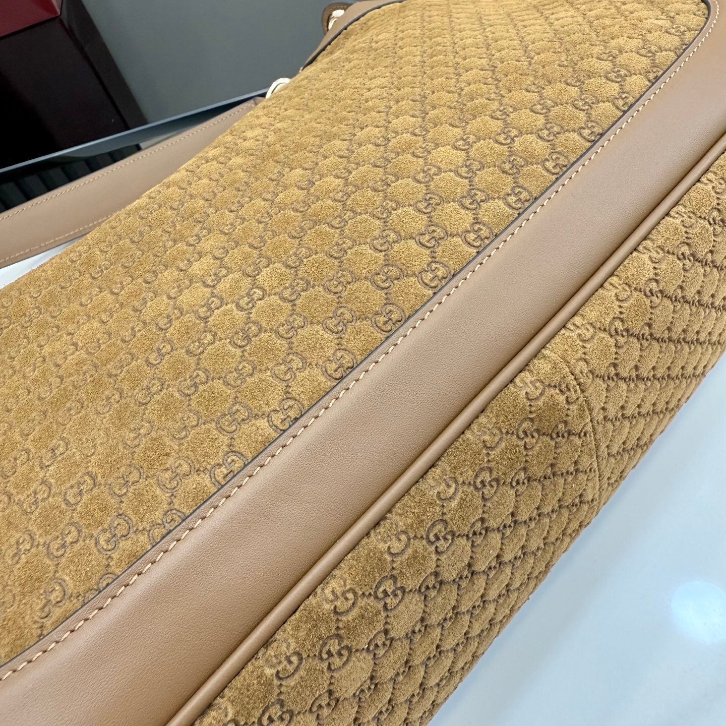 Medium Shoulder Bag
