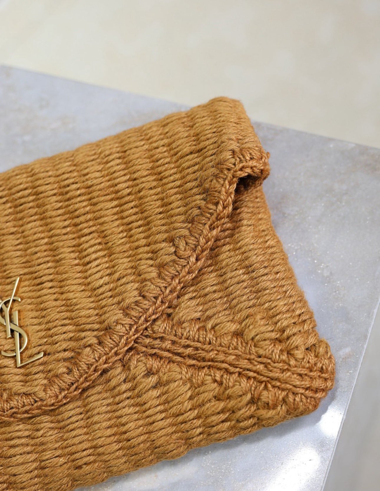 Cassandre Envelope Pouch