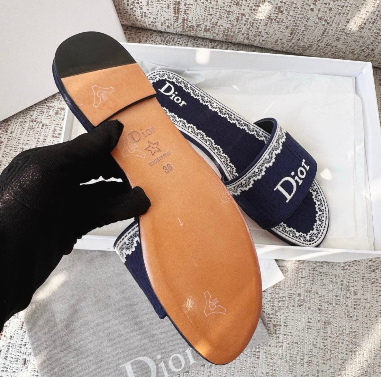 Dway Mules