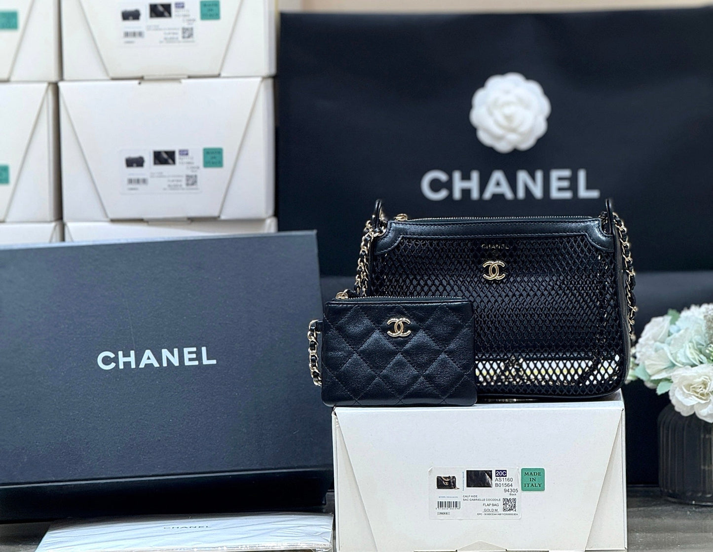 Mesh Chain Clutch