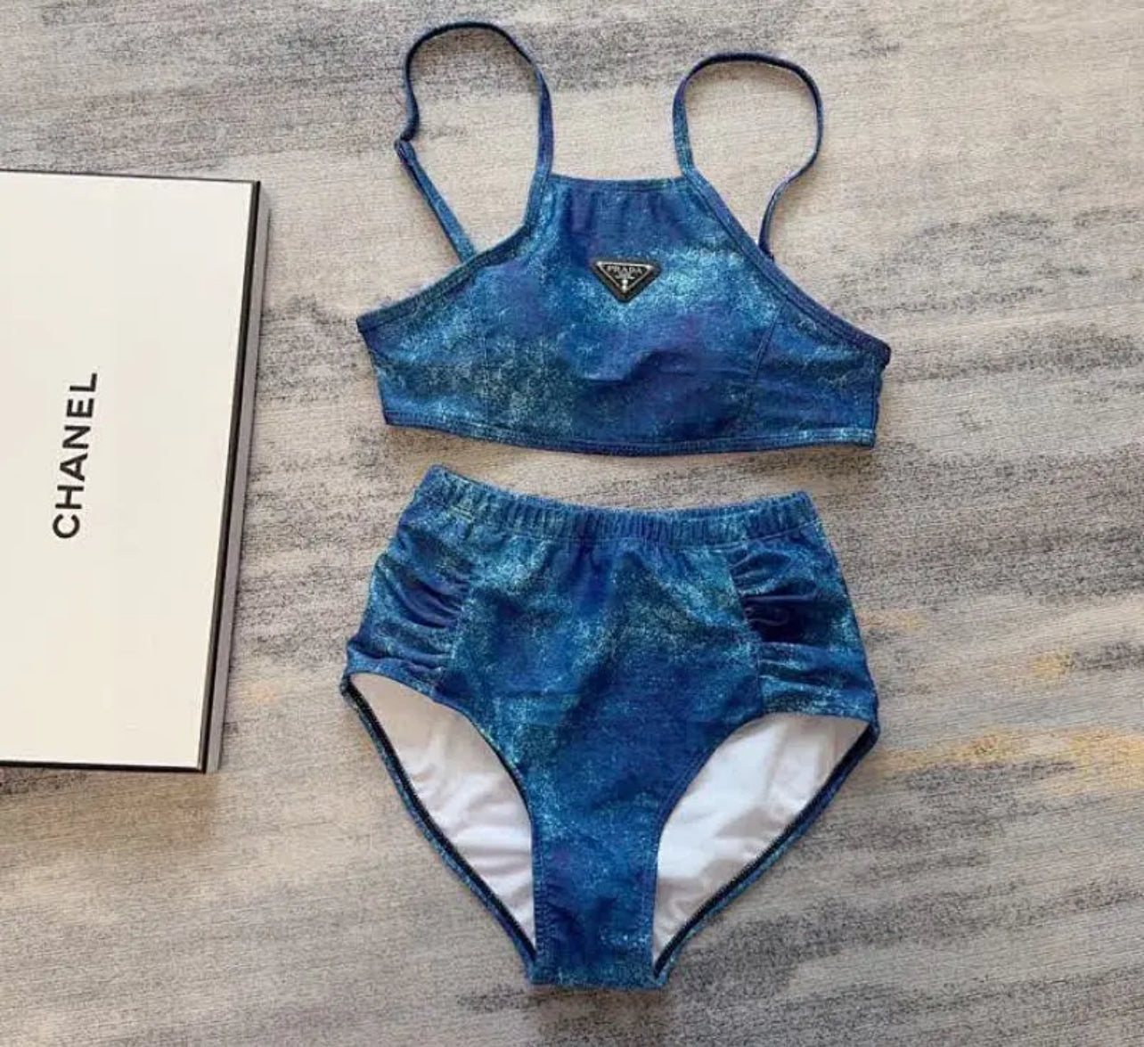 Logo Bikini