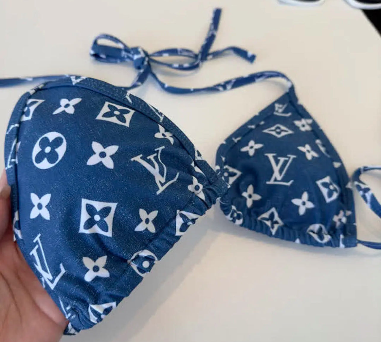 Logo Bikini