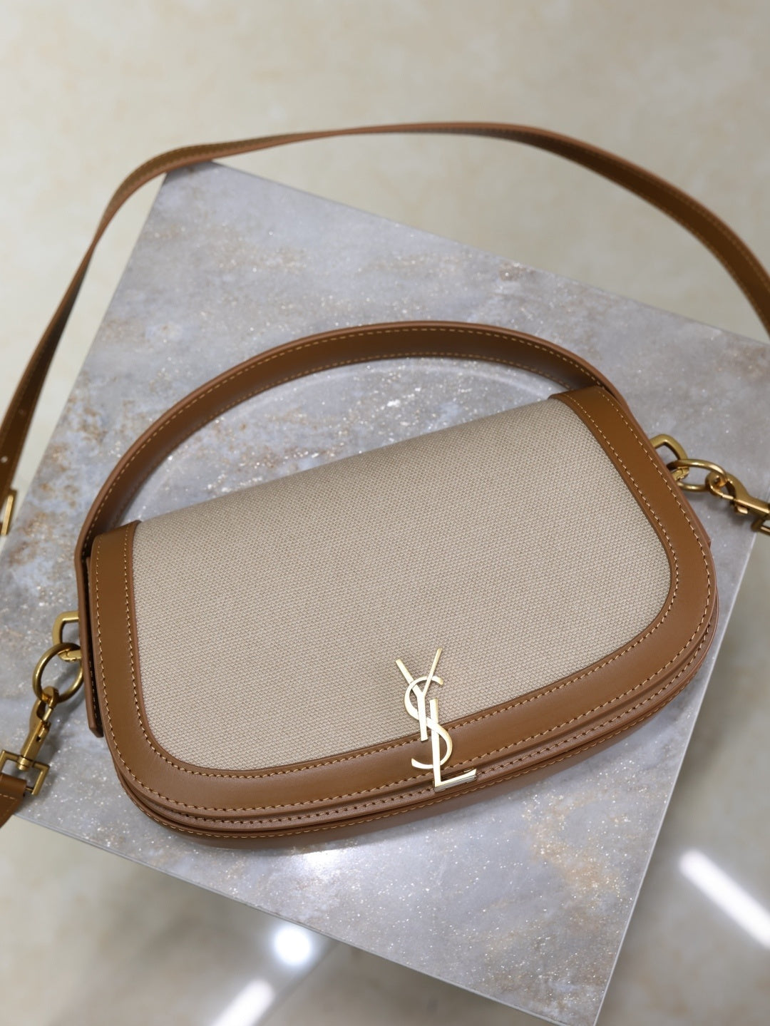 Voltaire Top Handle