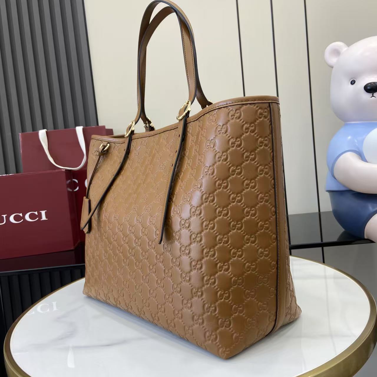 GG Tote