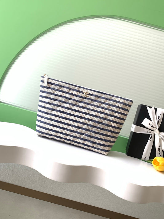 CC Pouch Large