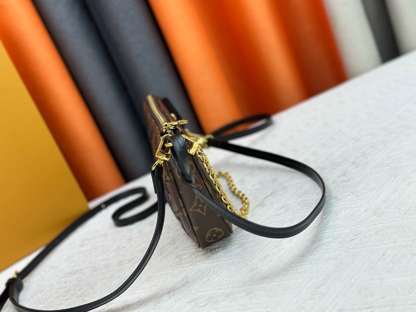 Pochette Accessories