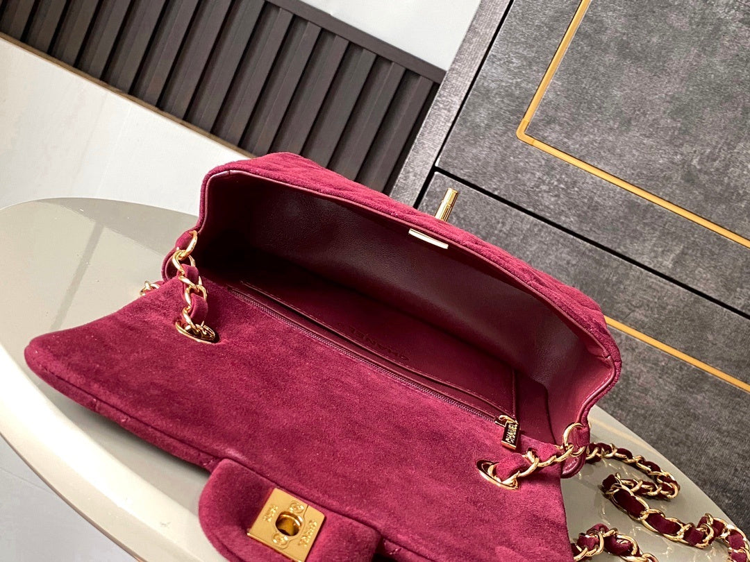 Suede Classic Flap