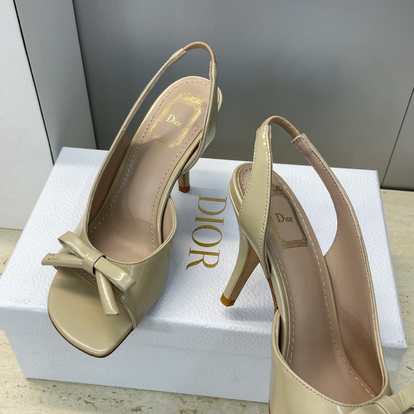 Bow Sandals