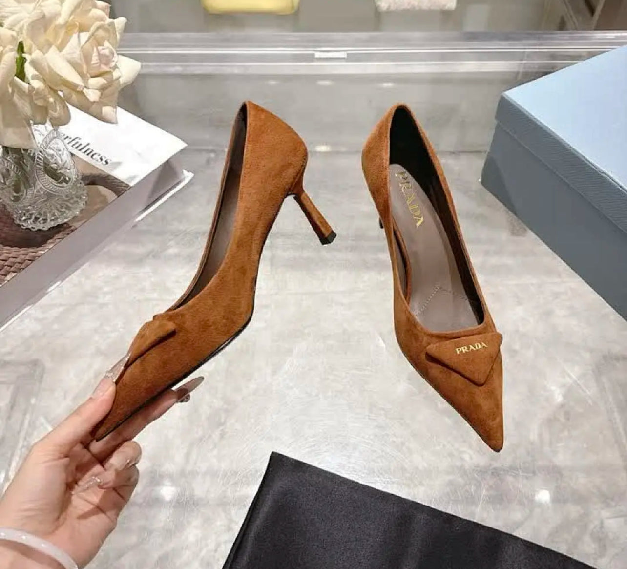 Suede Pumps
