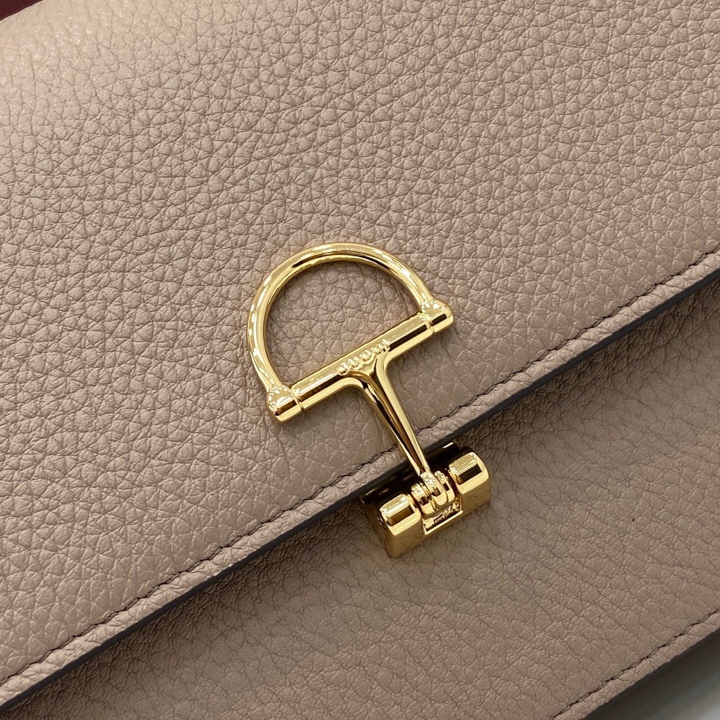 Half Horsebit Chain Bag
