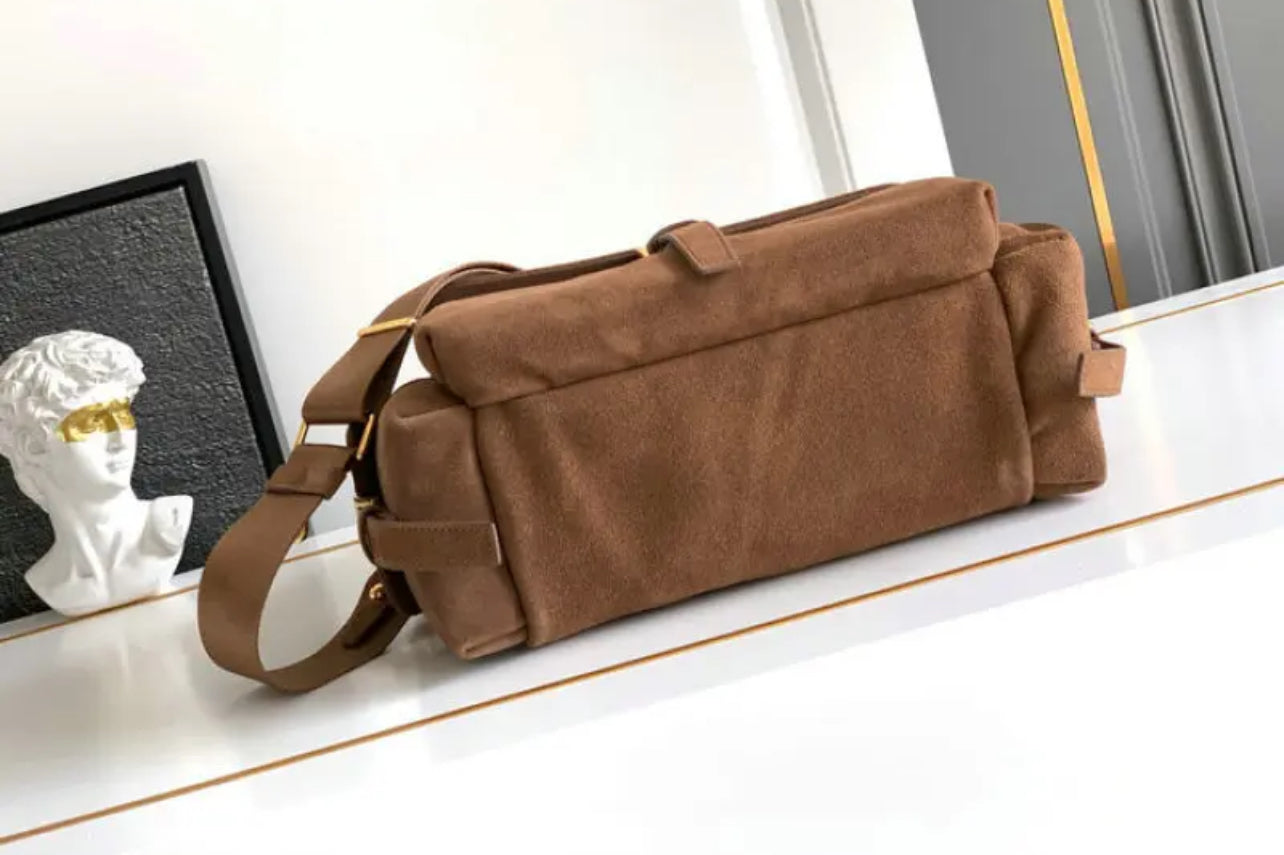 Explore Tote