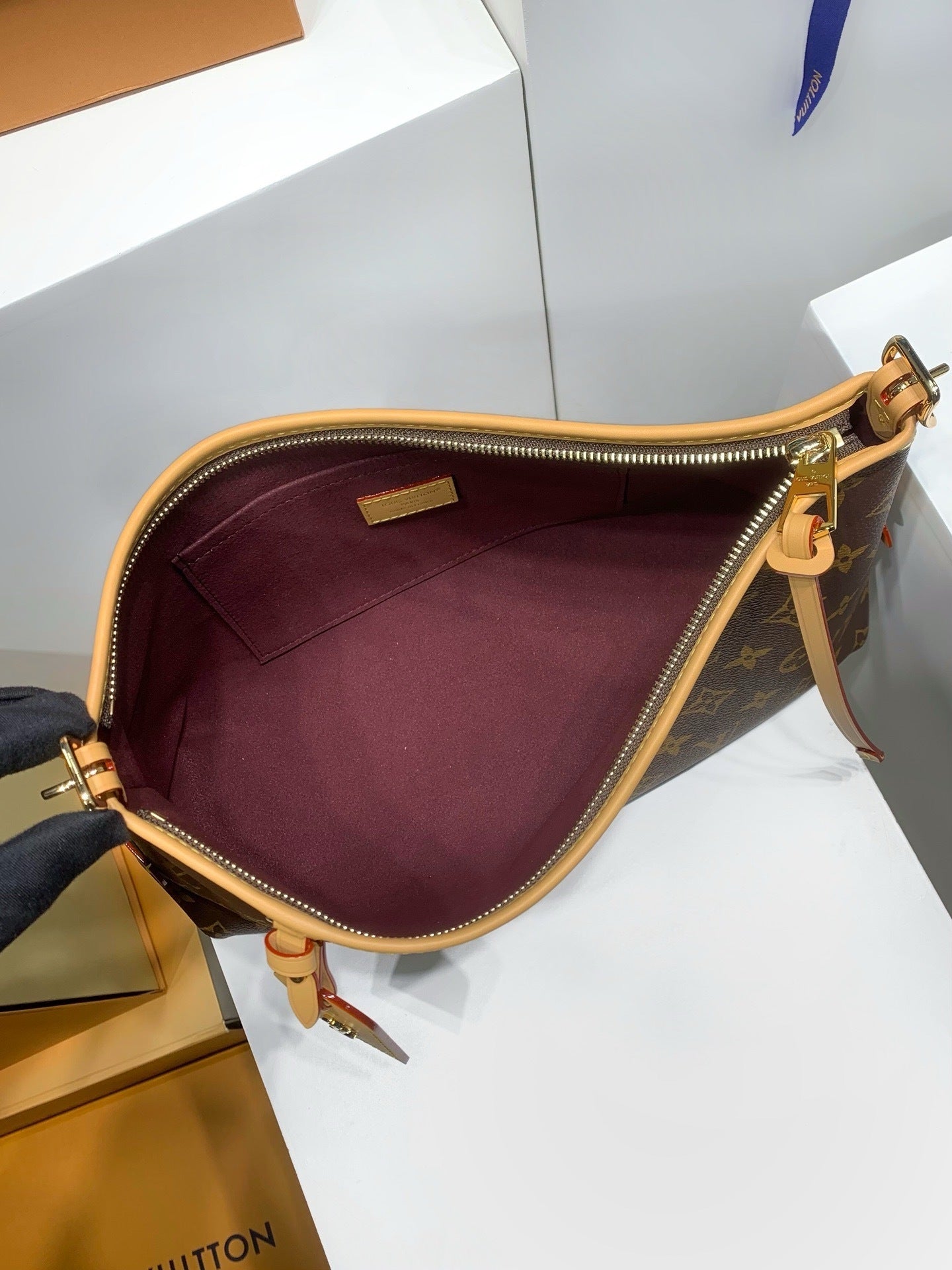 East West Carryall