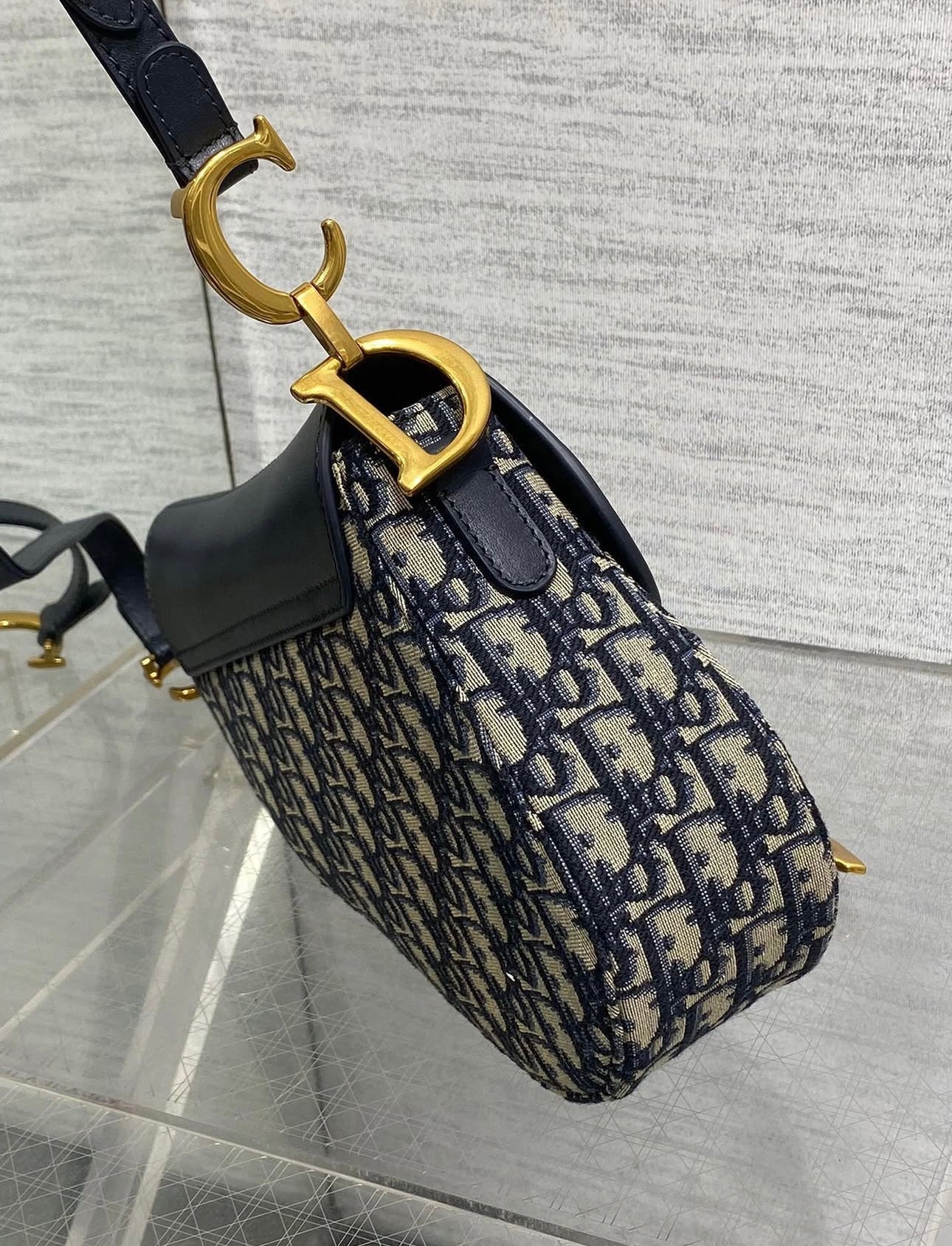 Saddle Crossbody Bag