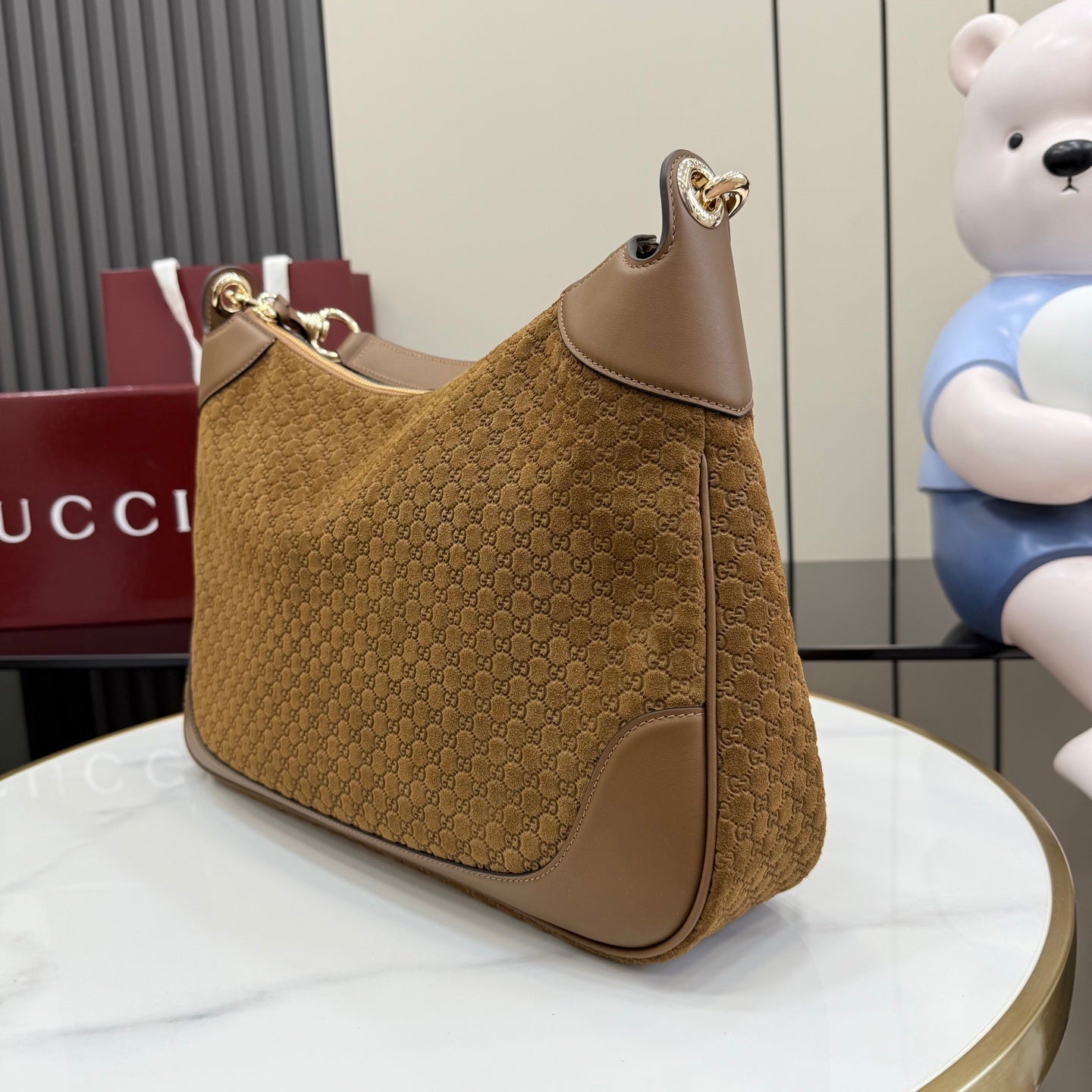 Medium Shoulder Bag
