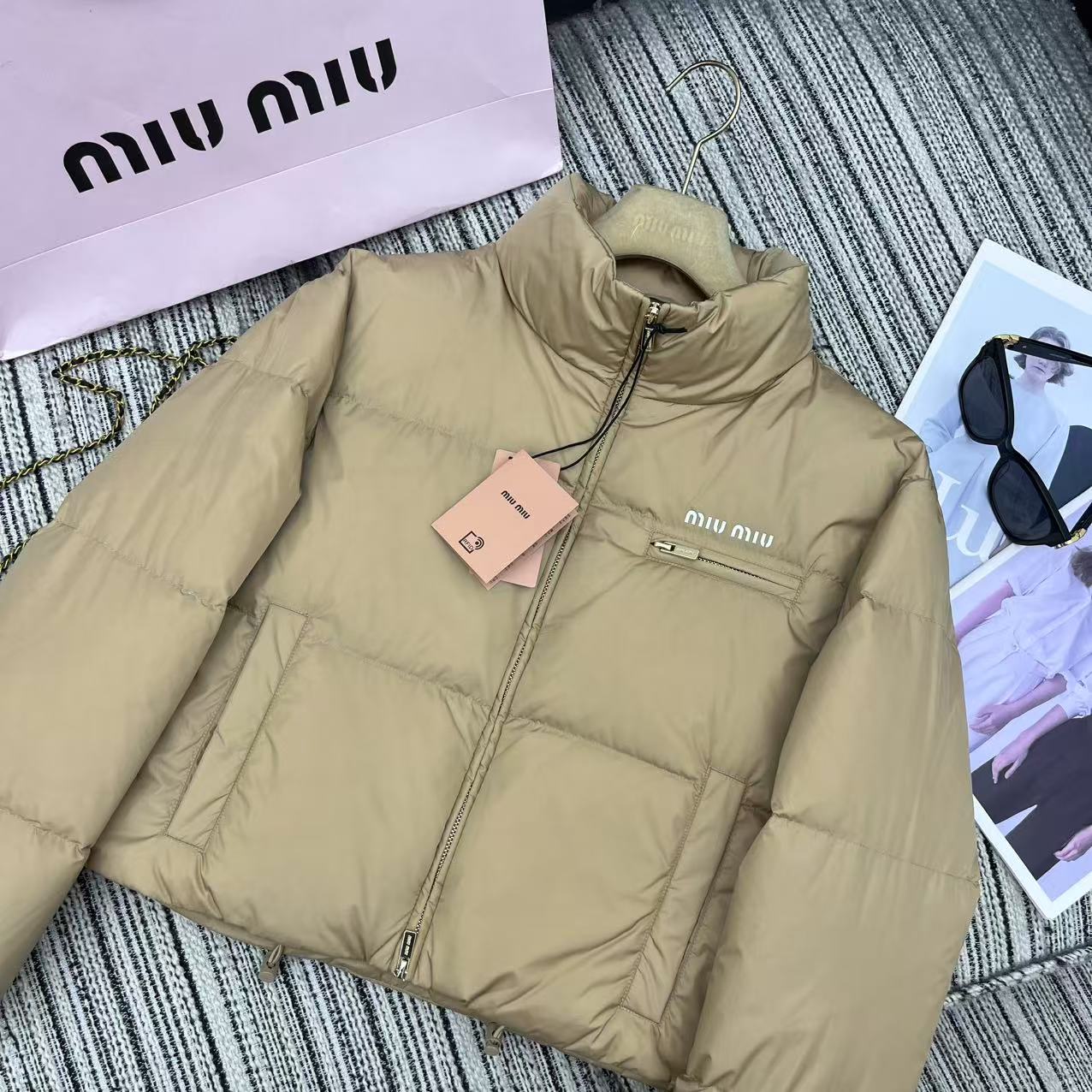 Logo Jacket