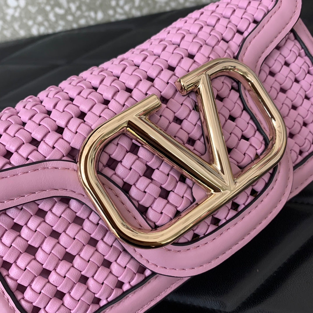 Loco Raffia Bag