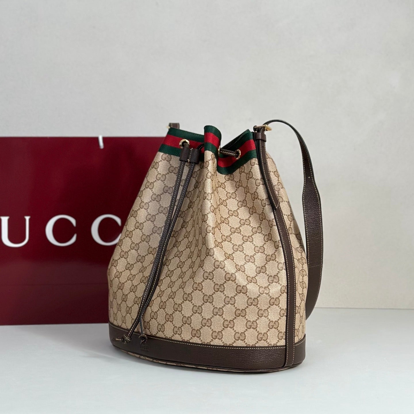 Venice Bucket Bag