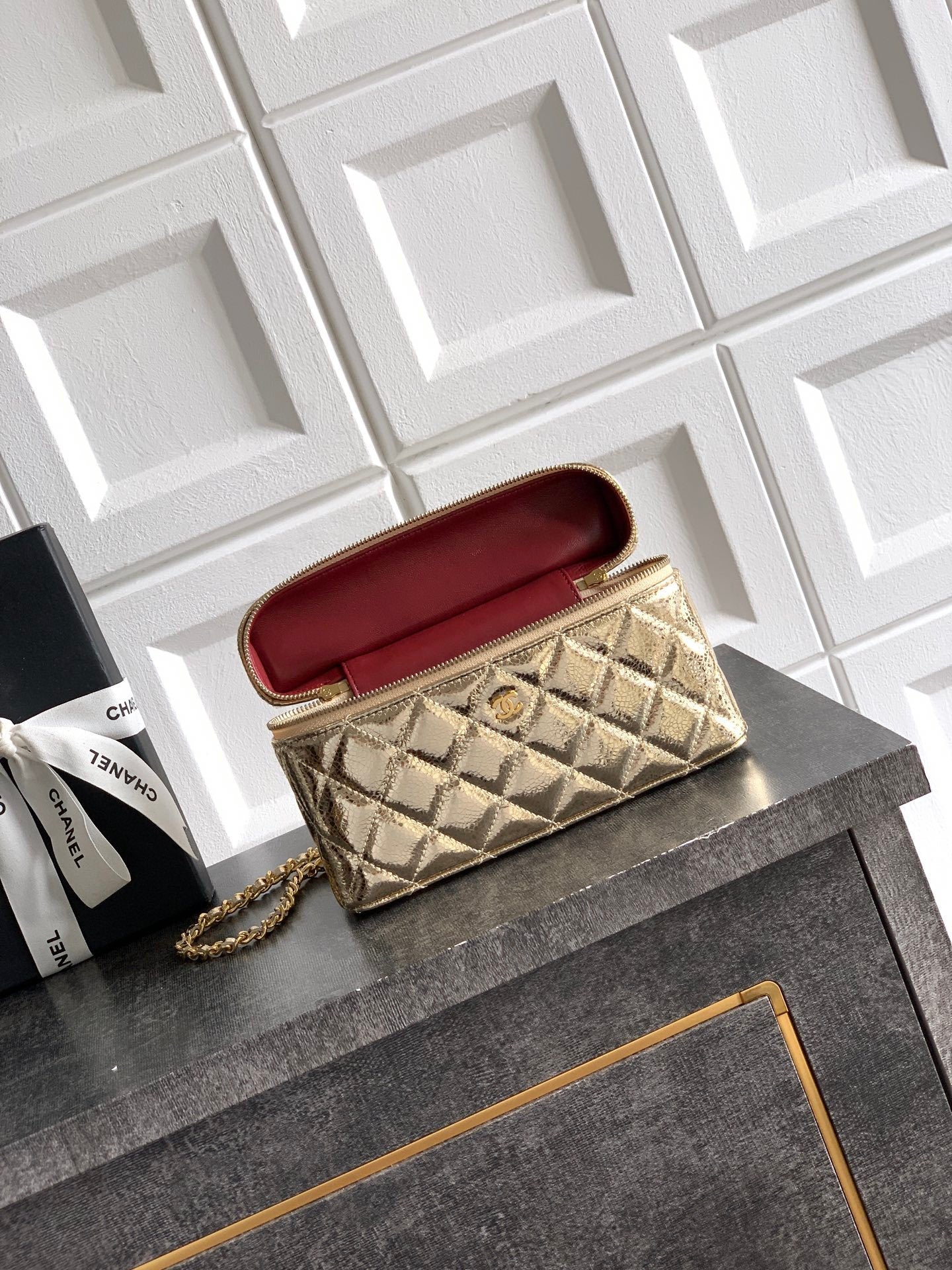 Trendy Vanity