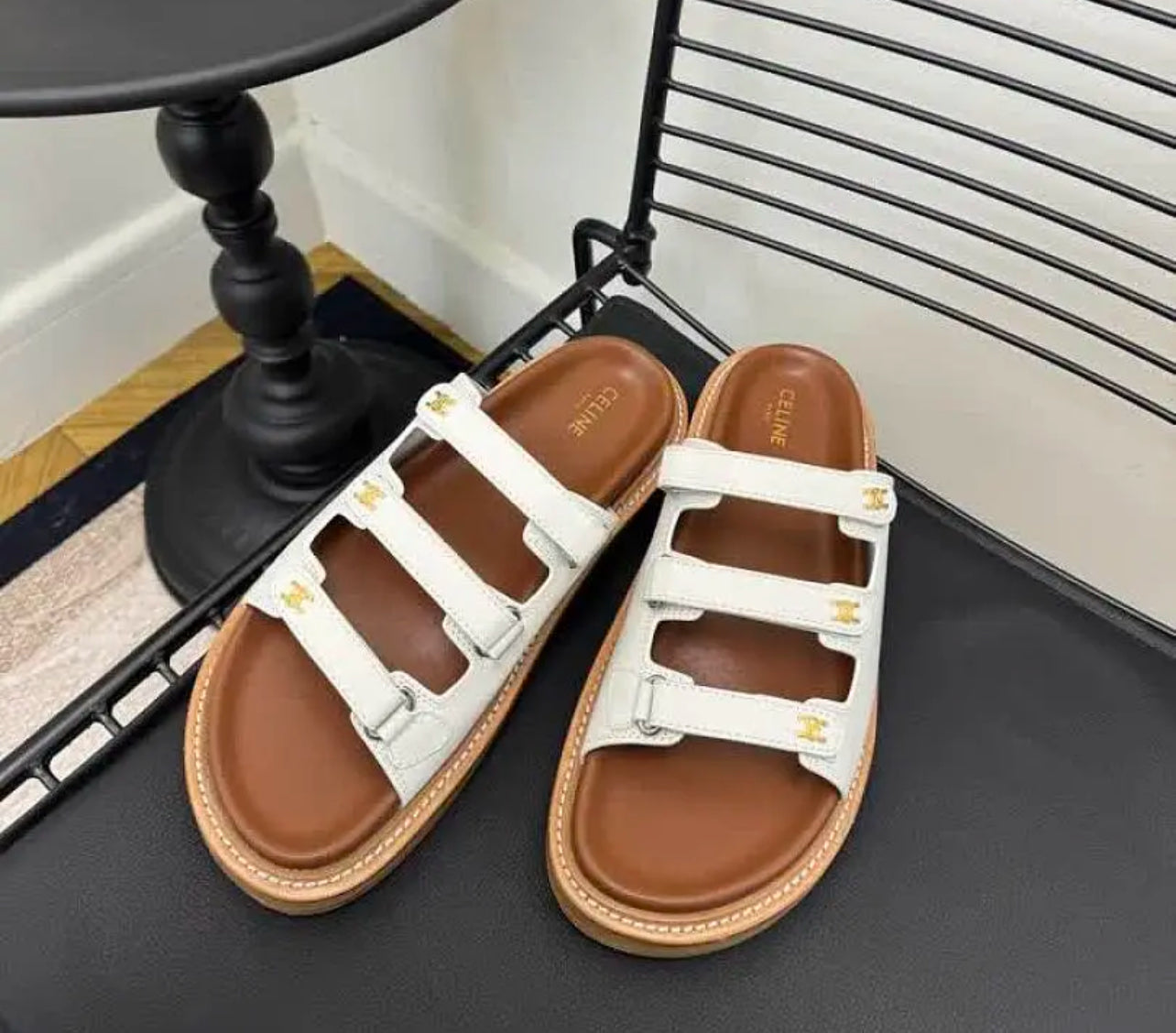 Triomphe Sandals