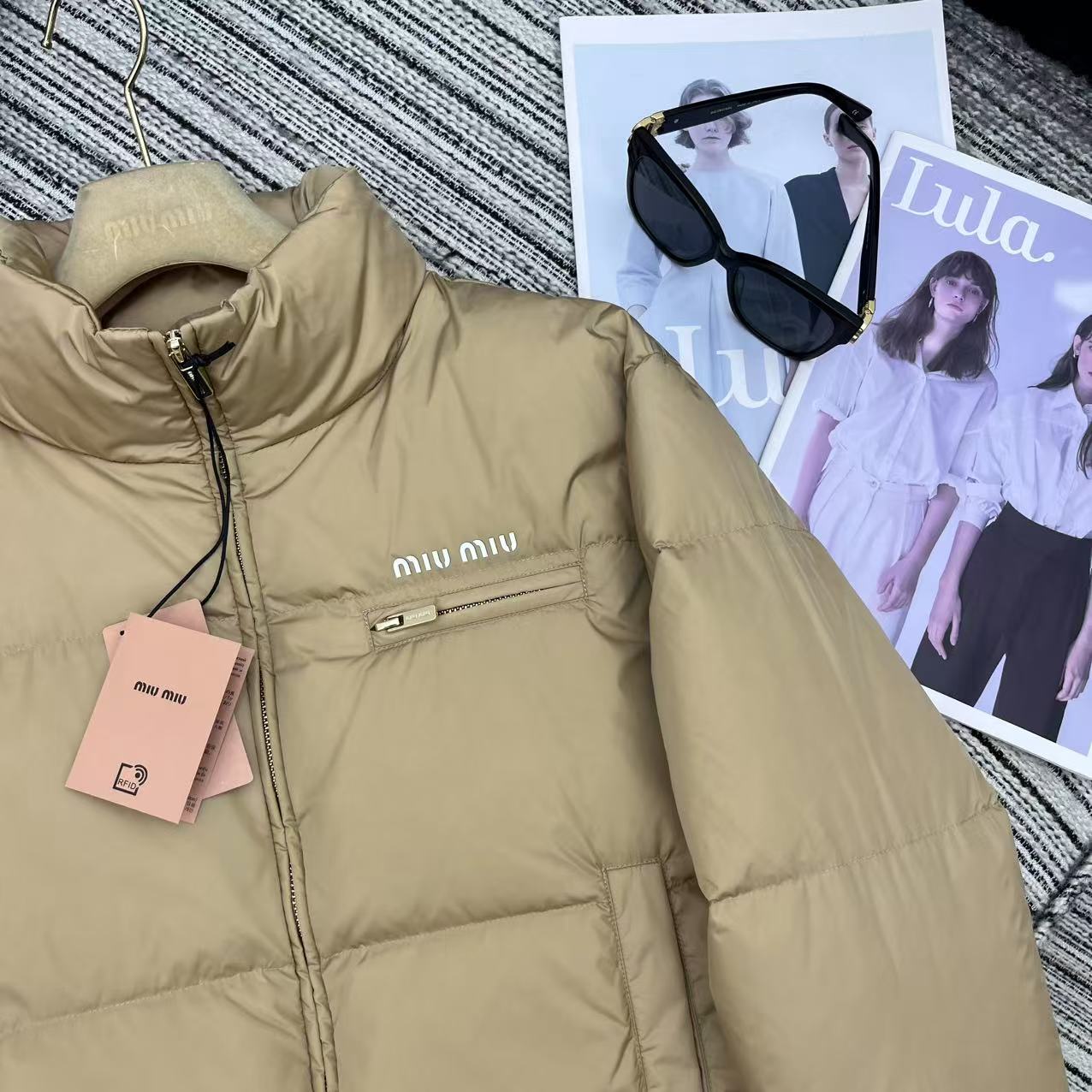 Logo Jacket