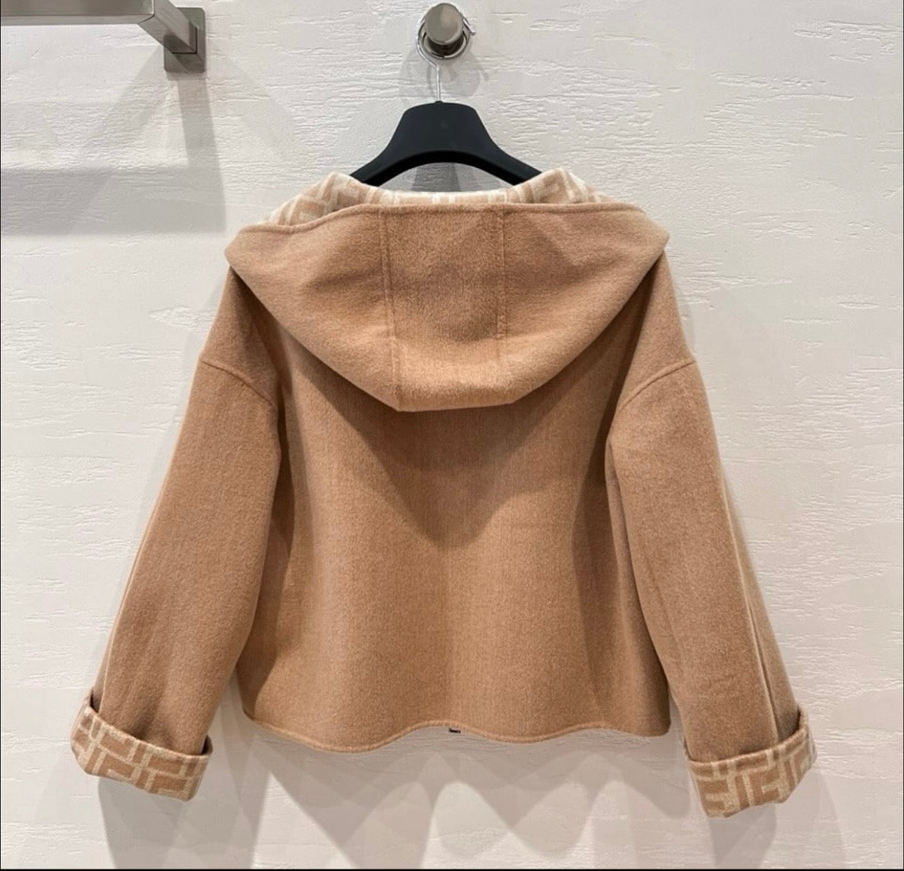 Logo Jacket