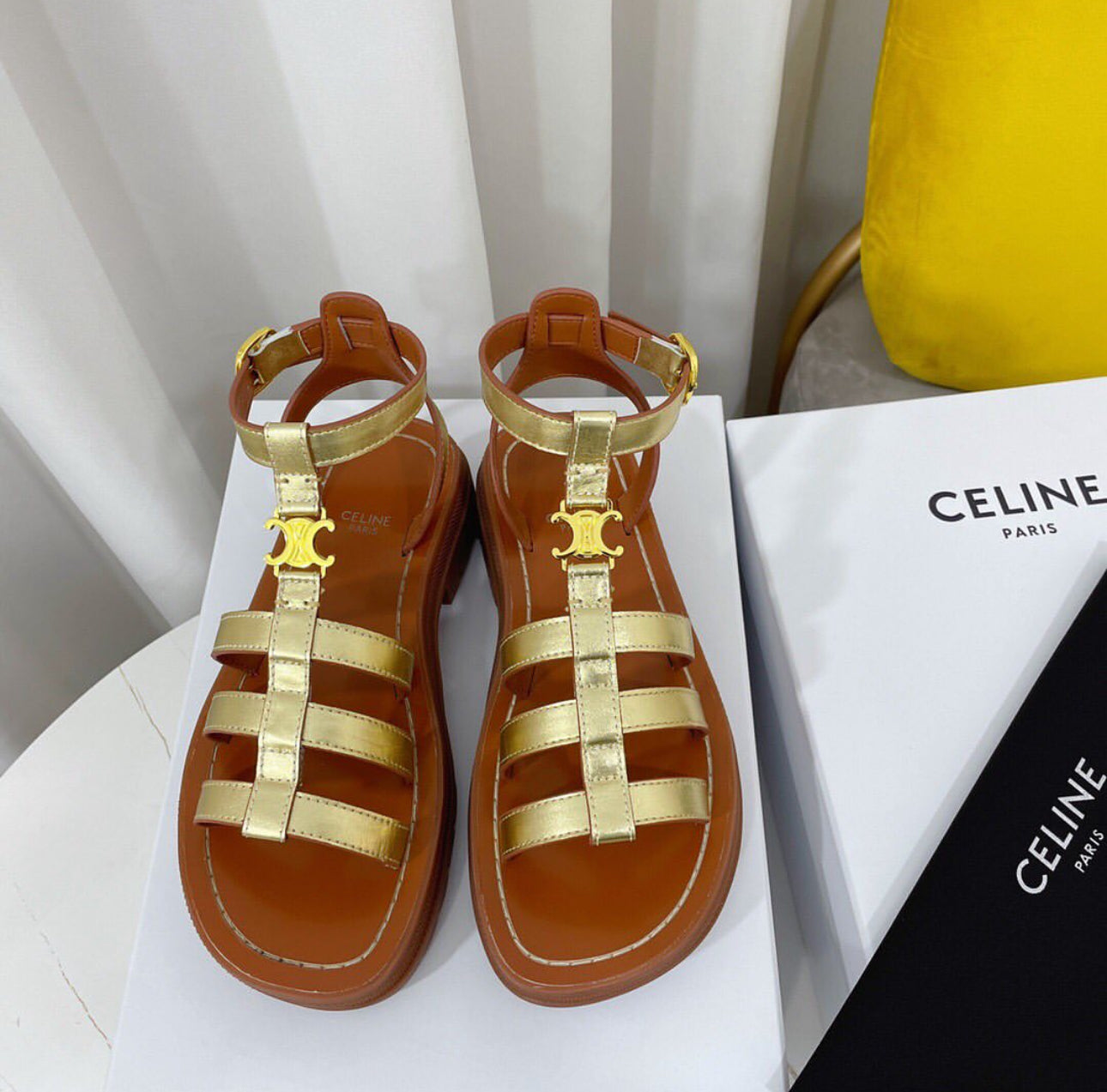 Triomphe Sandals