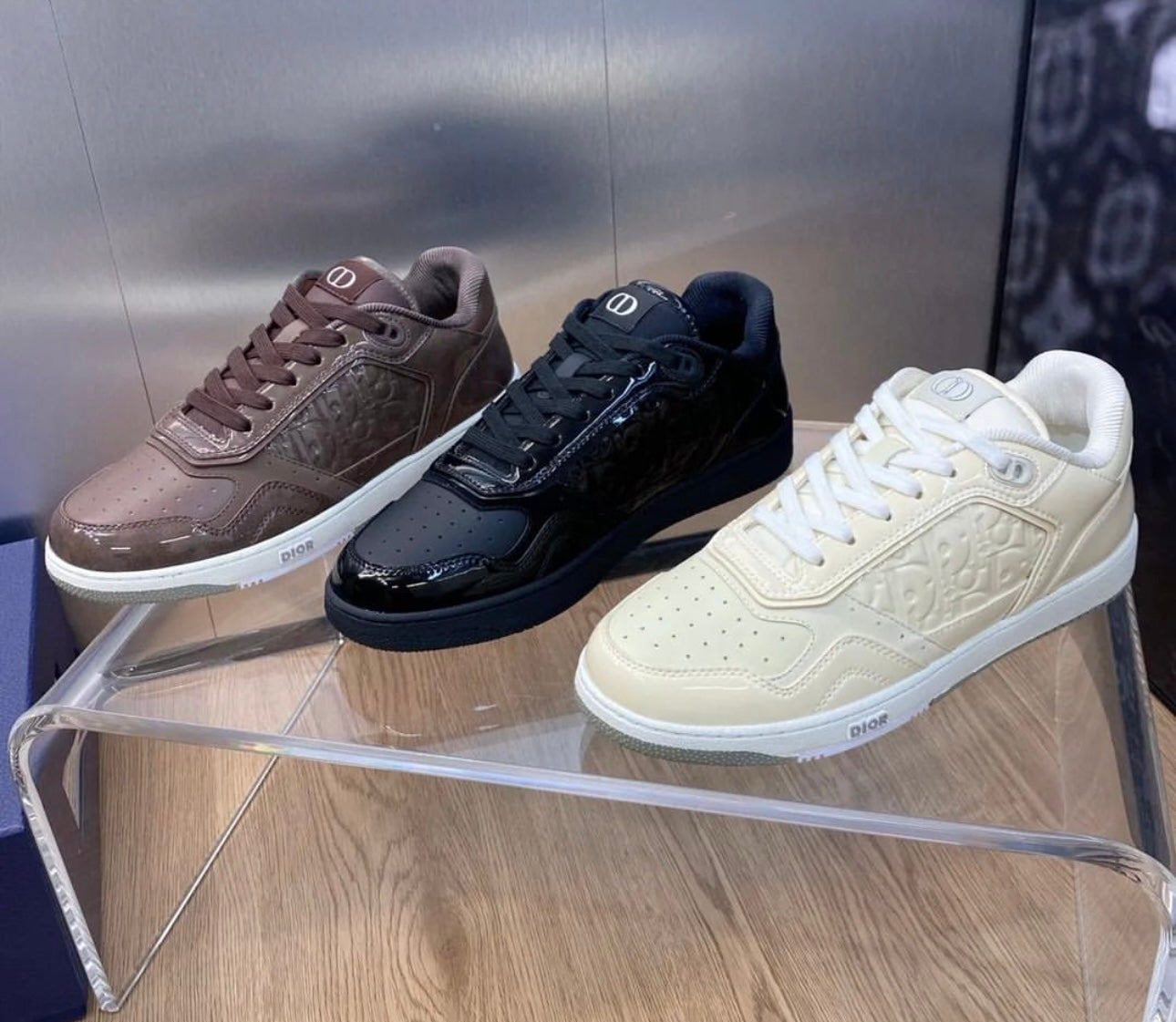 B27 Sneaker