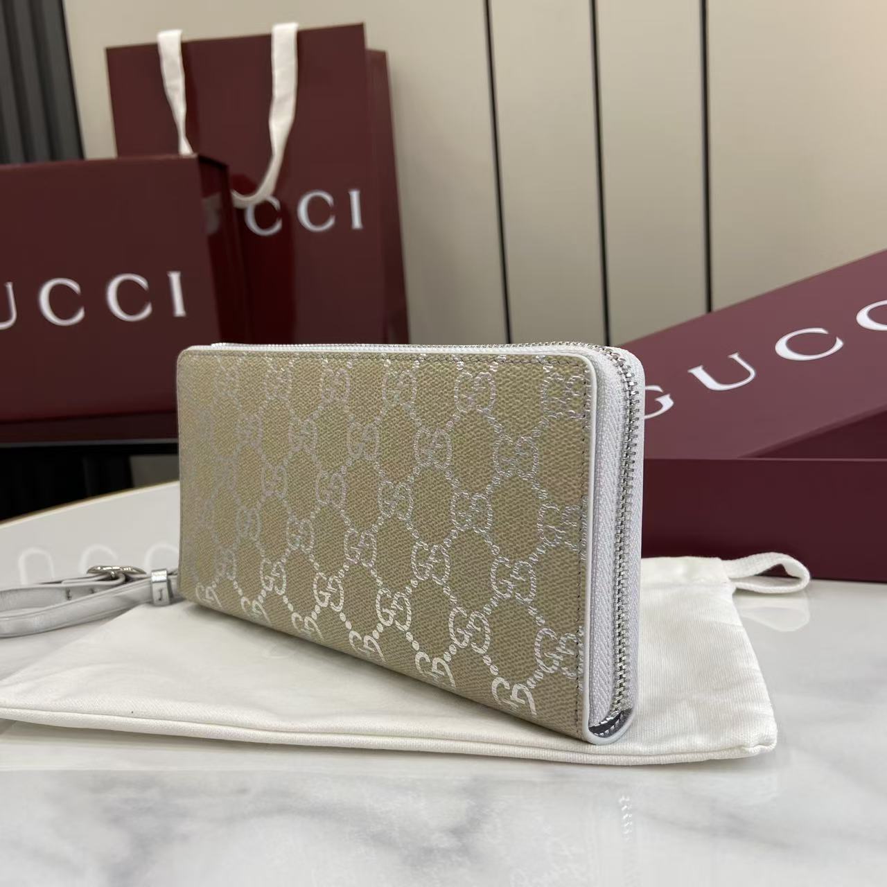 Zippy Wallet
