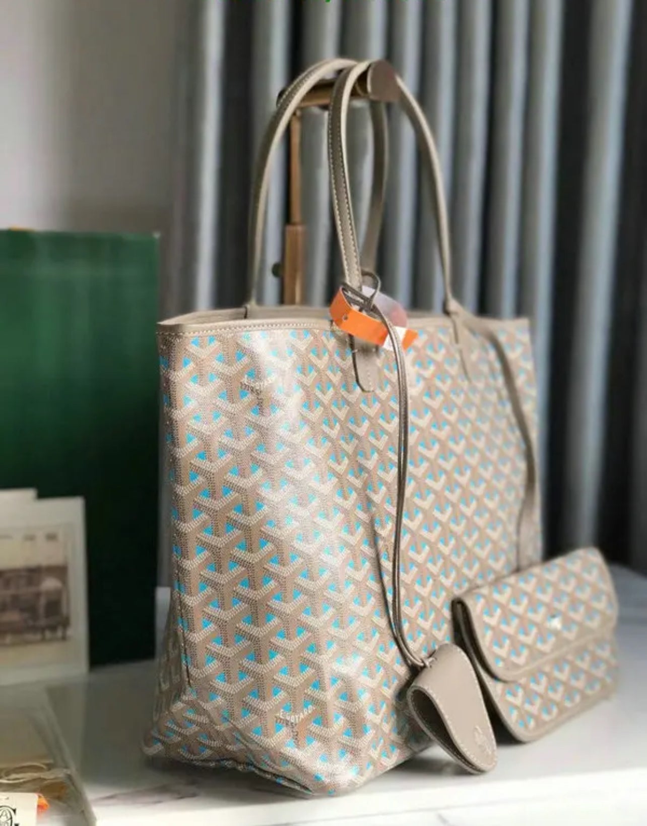 Saint Louis Tote