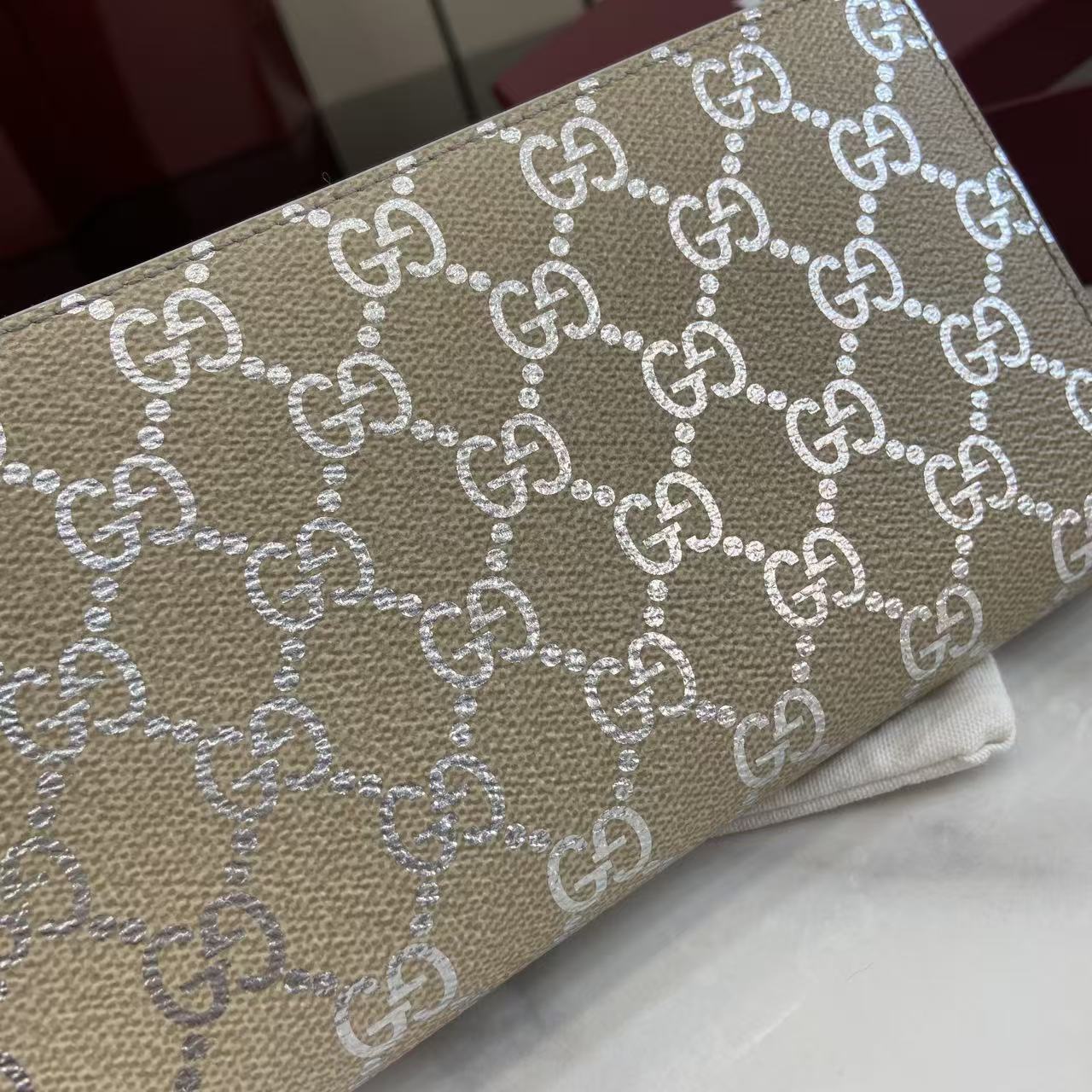Zippy Wallet