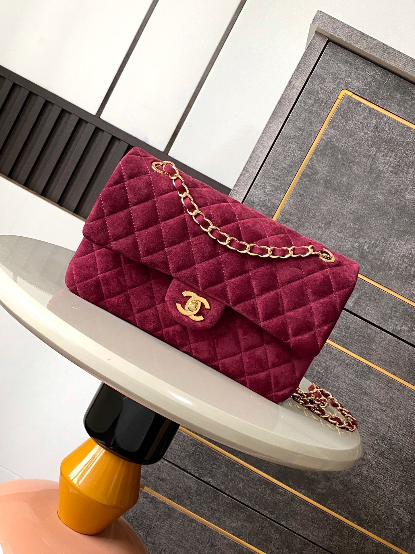 Suede Classic Flap
