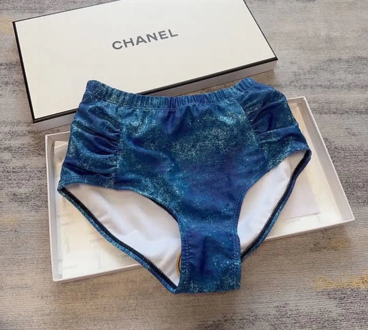 Logo Bikini