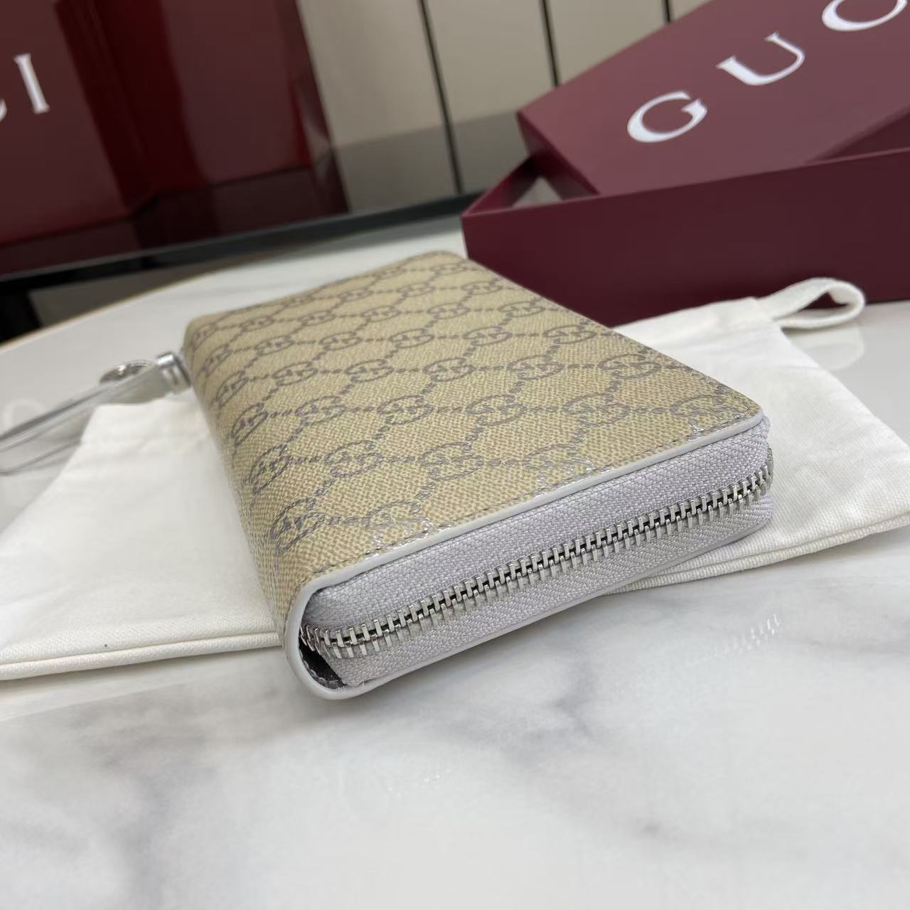 Zippy Wallet