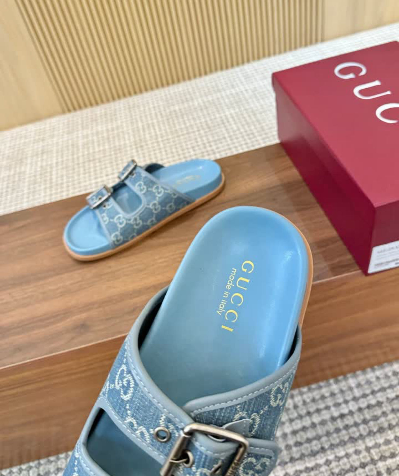 GG Sandals