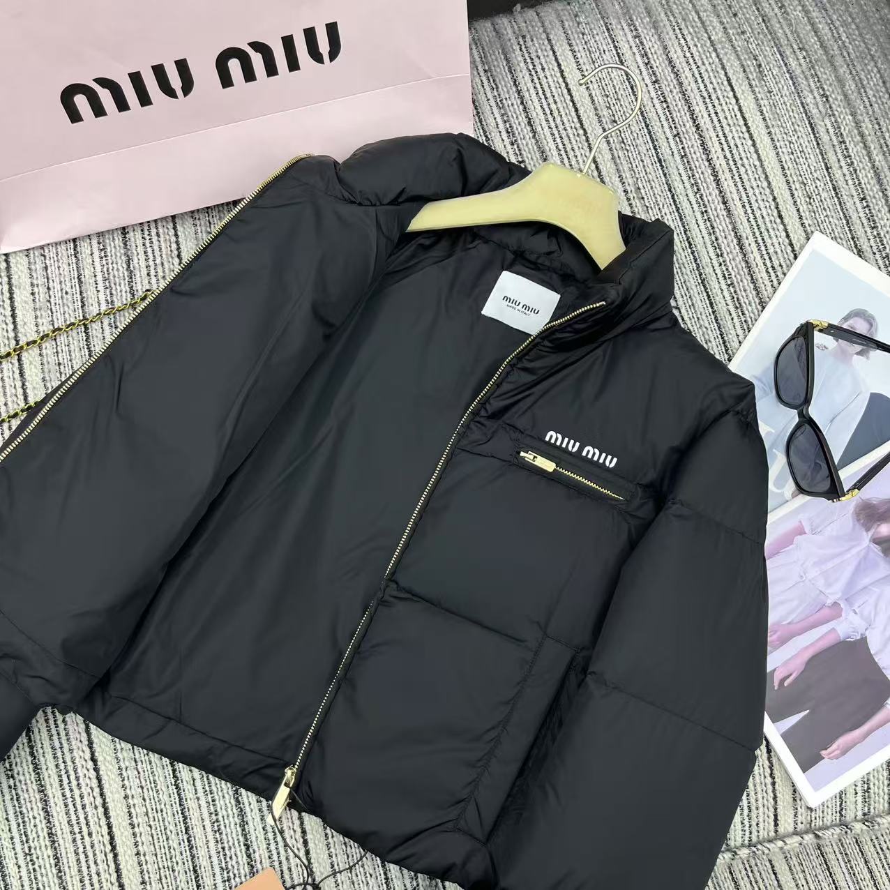 Logo Jacket