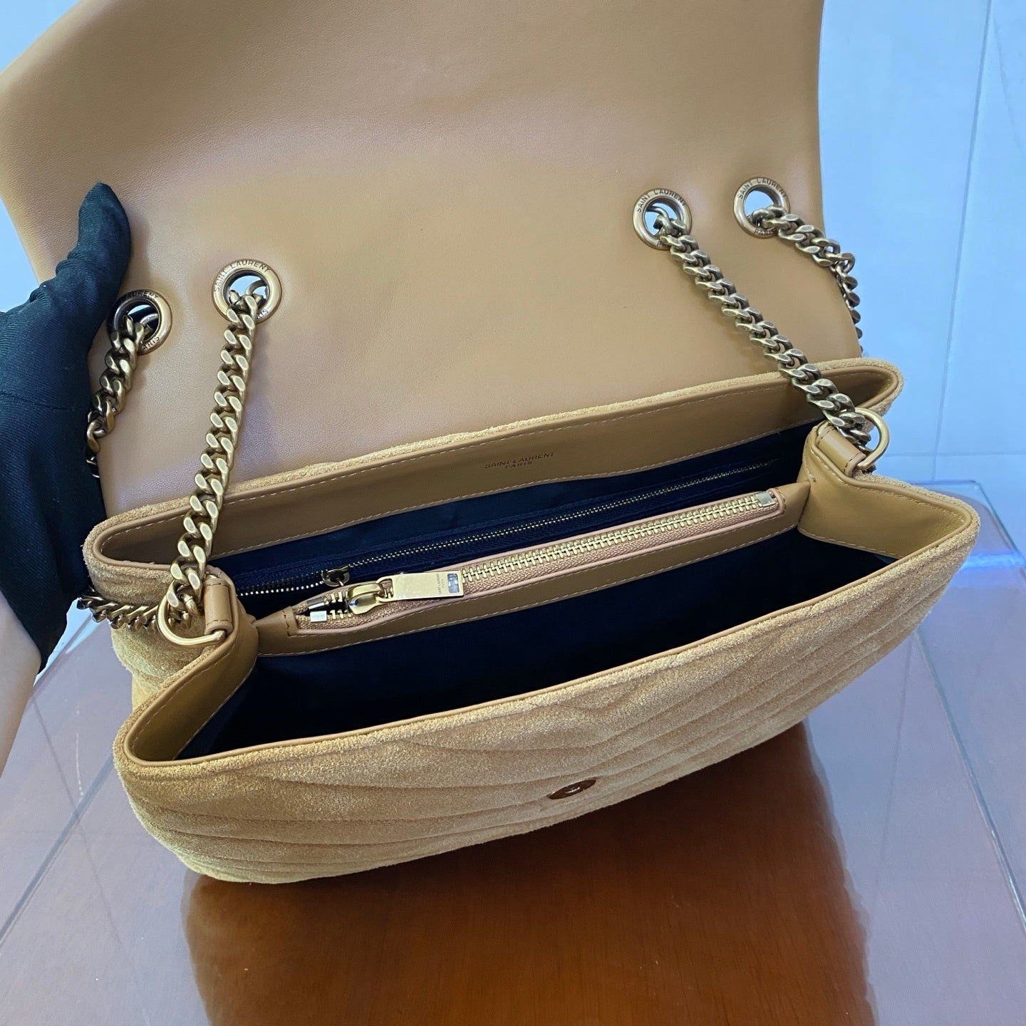Loulou Suede