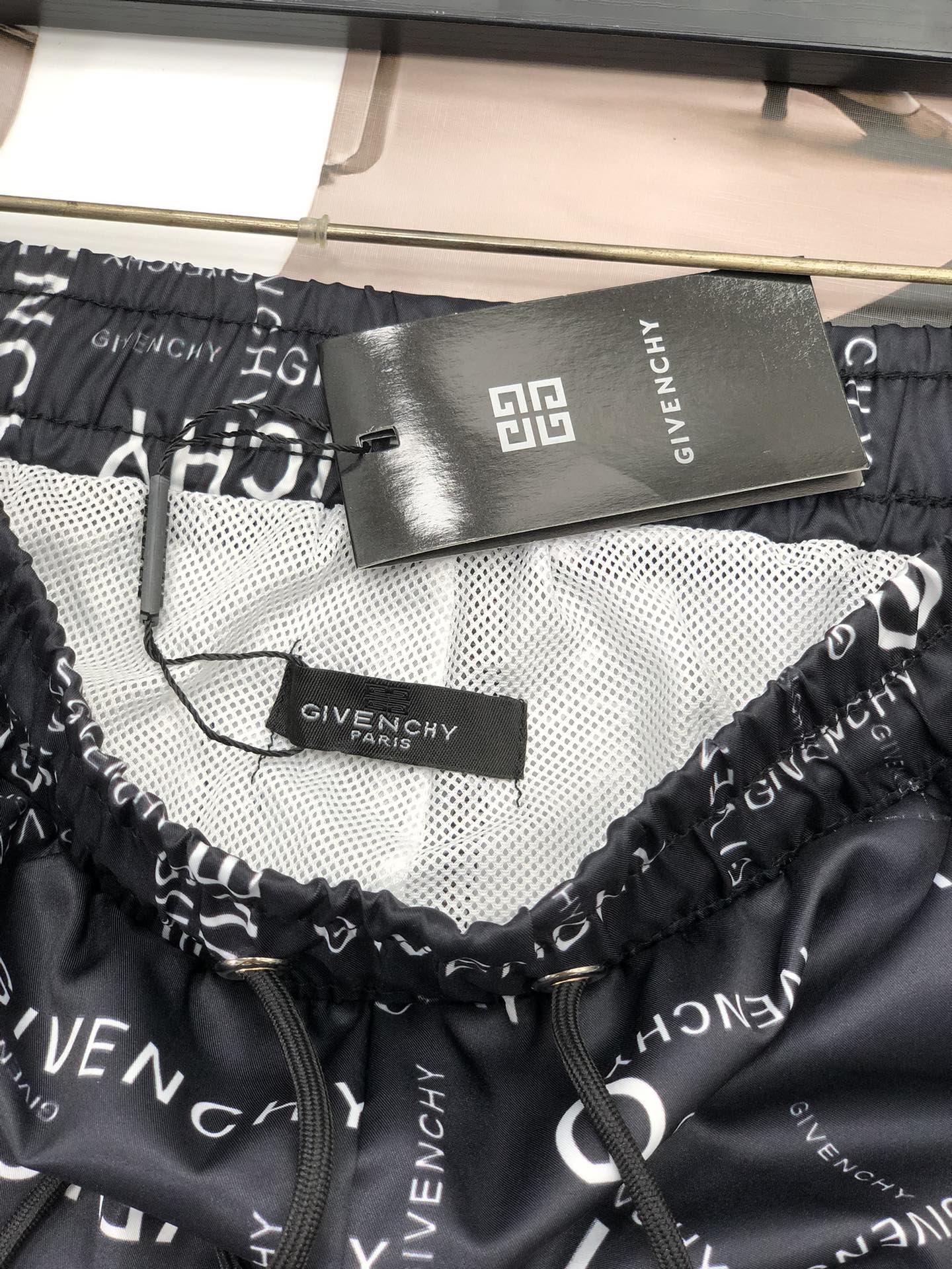 Logo Shorts