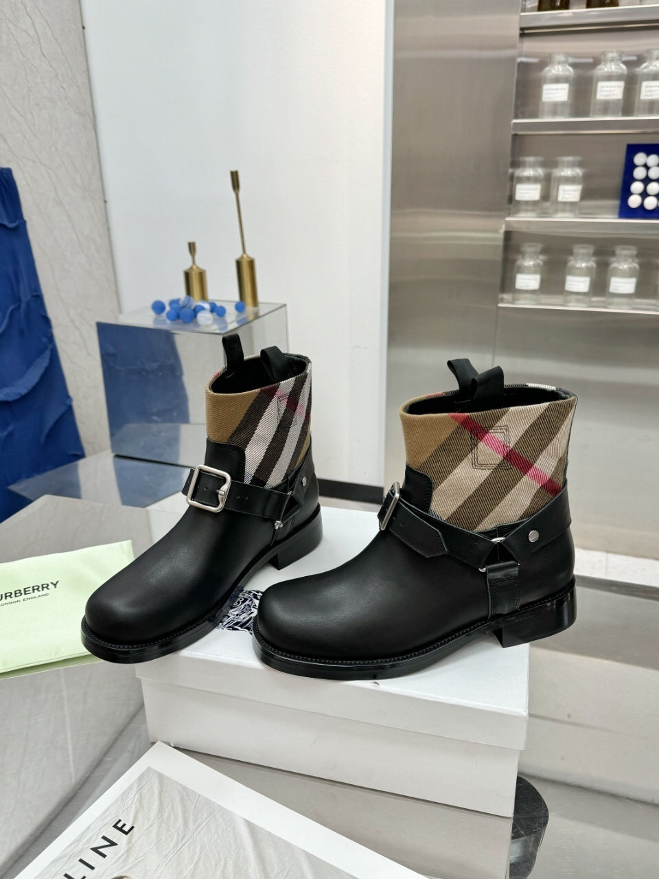 Check Boots