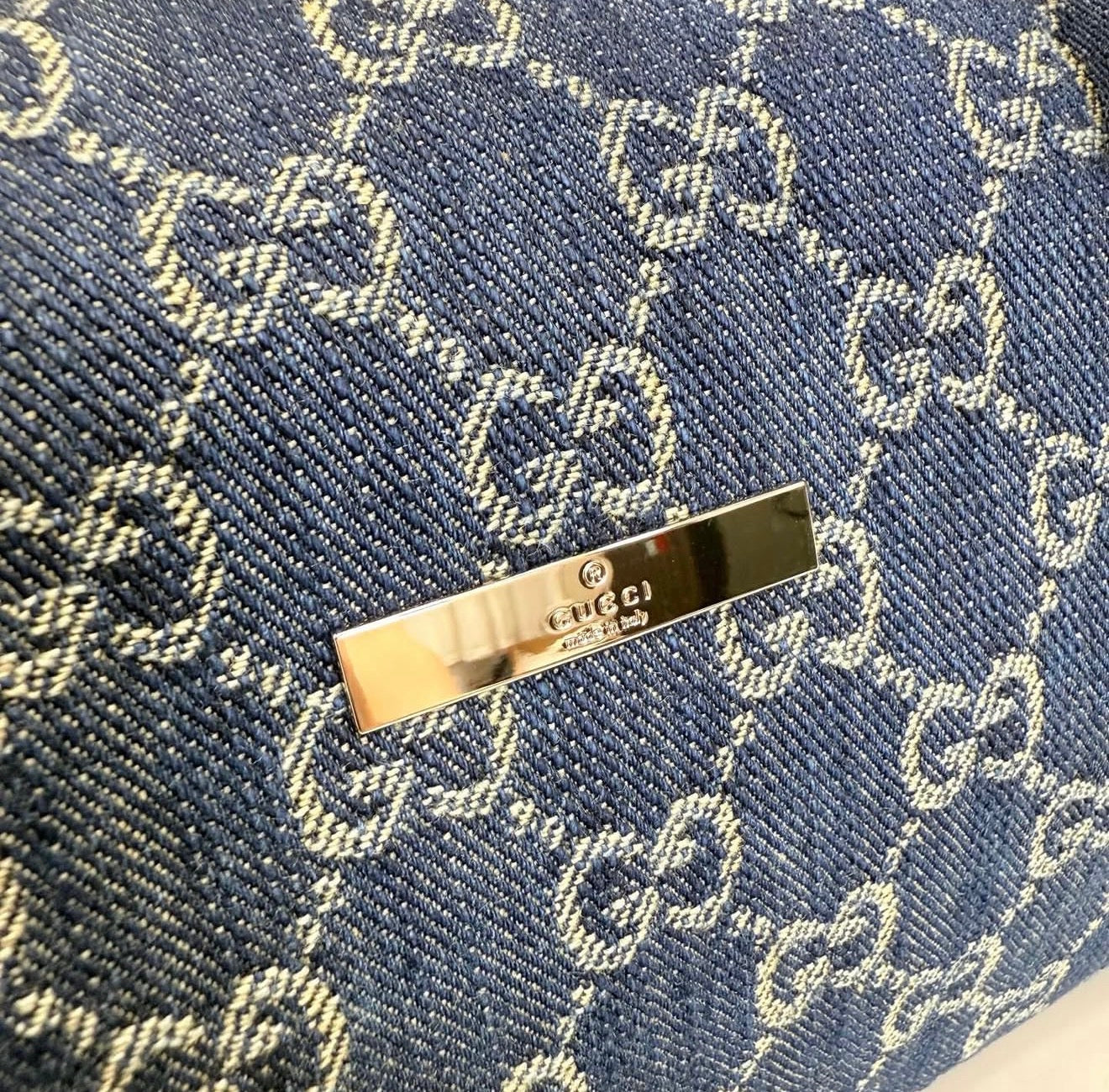 Medium Boston Bag