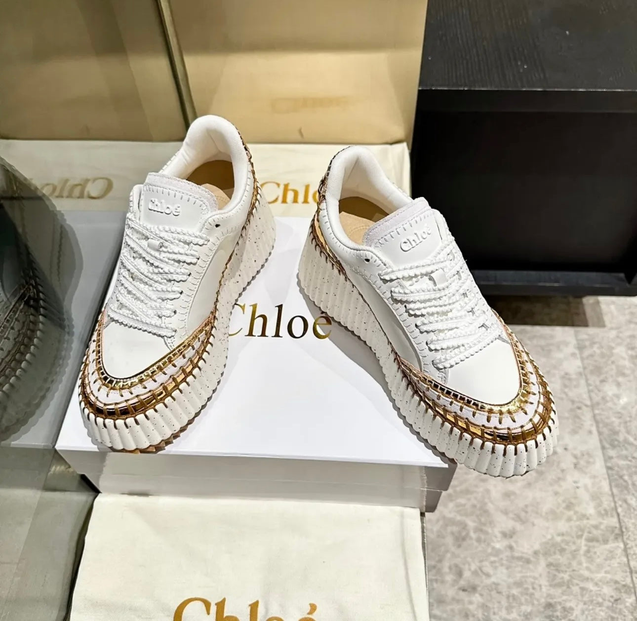 Nama Sneakers