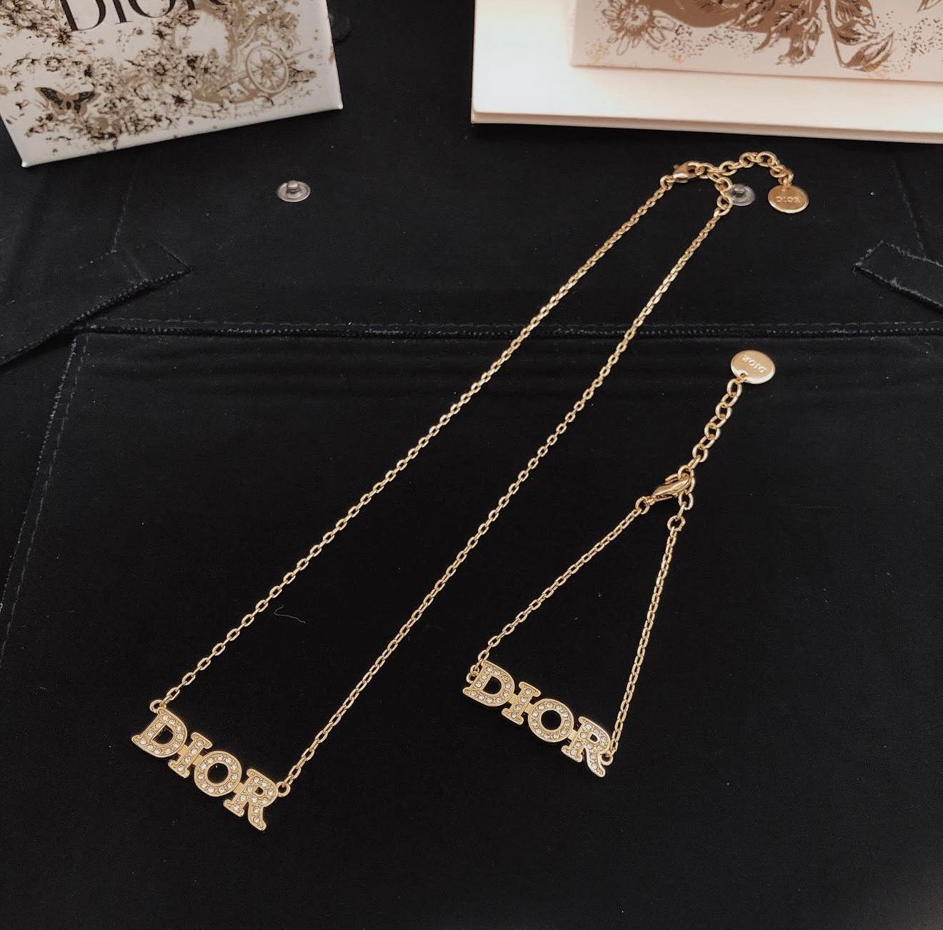 CD Jewellery Set