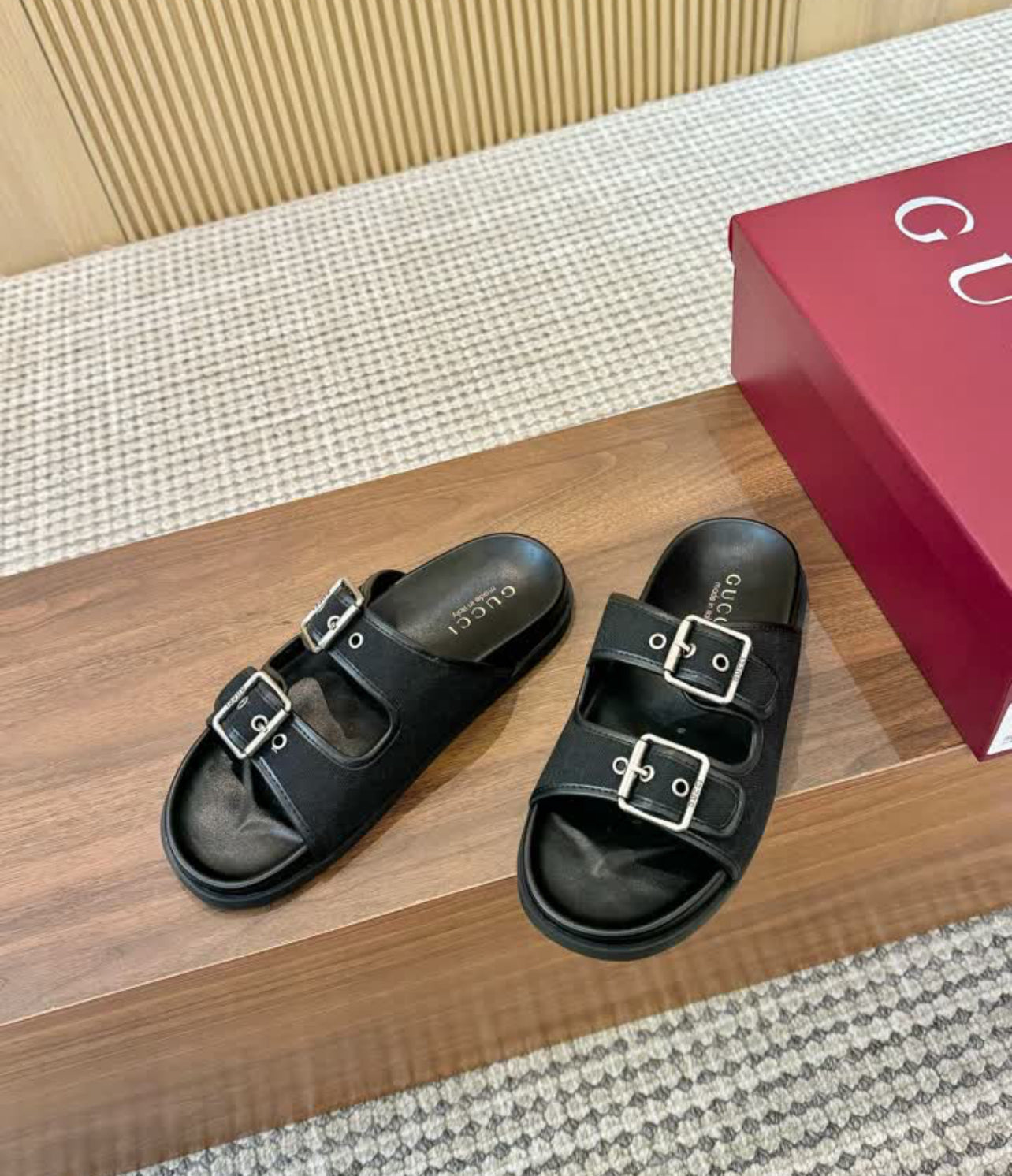 GG Sandals