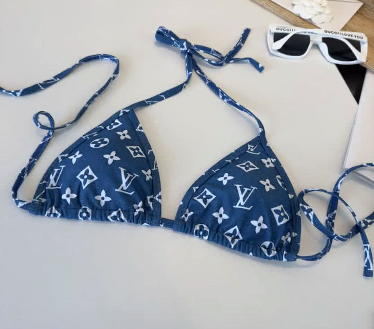 Logo Bikini