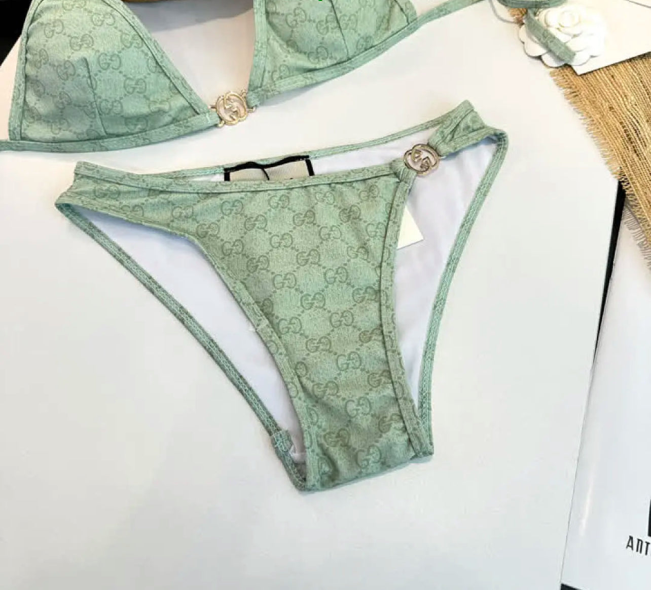 Logo Bikini